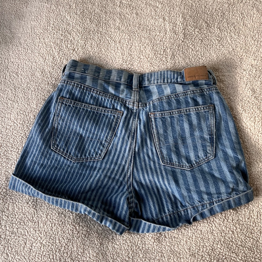 American eagle shorts- hardly worn
